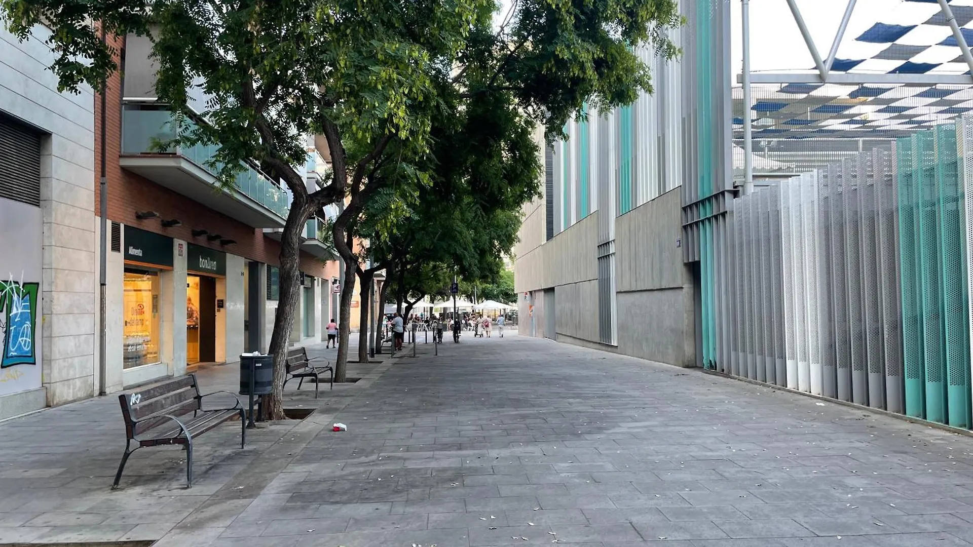 New! Amazing 2 Bedroom Apartment In Rambla Del Poblenou Barcelona
