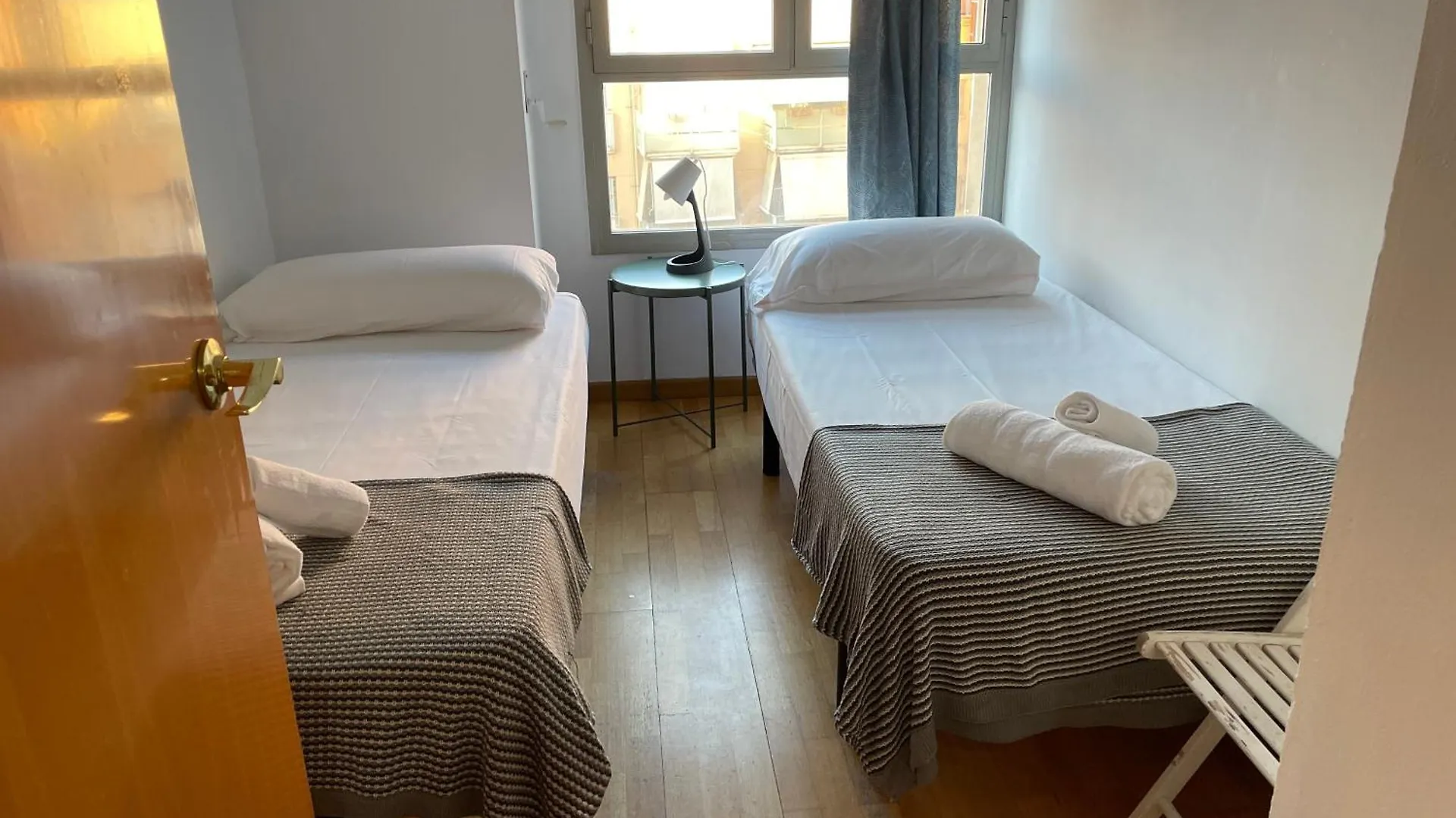 New! Amazing 2 Bedroom Apartment In Rambla Del Poblenou Barcelona