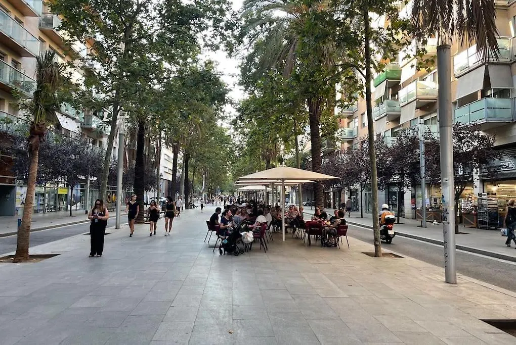 New! Amazing 2 Bedroom Apartment In Rambla Del Poblenou Barcelona Spain