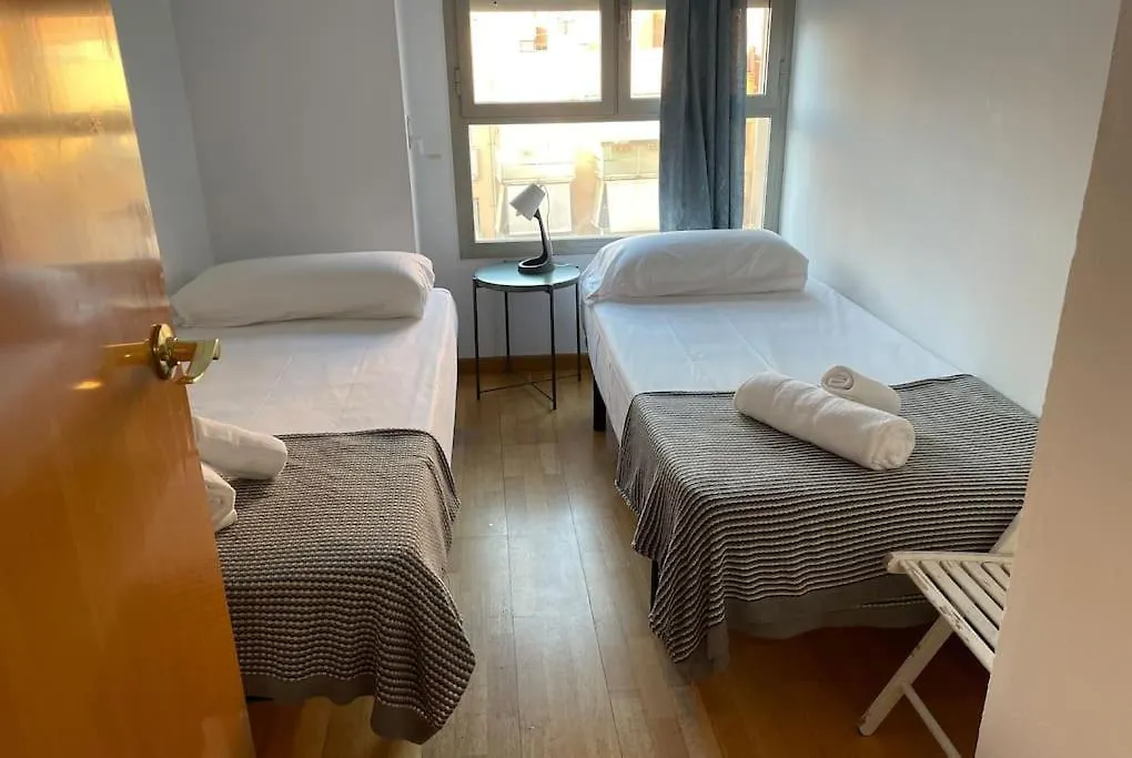 New! Amazing 2 Bedroom Apartment In Rambla Del Poblenou Barcelona